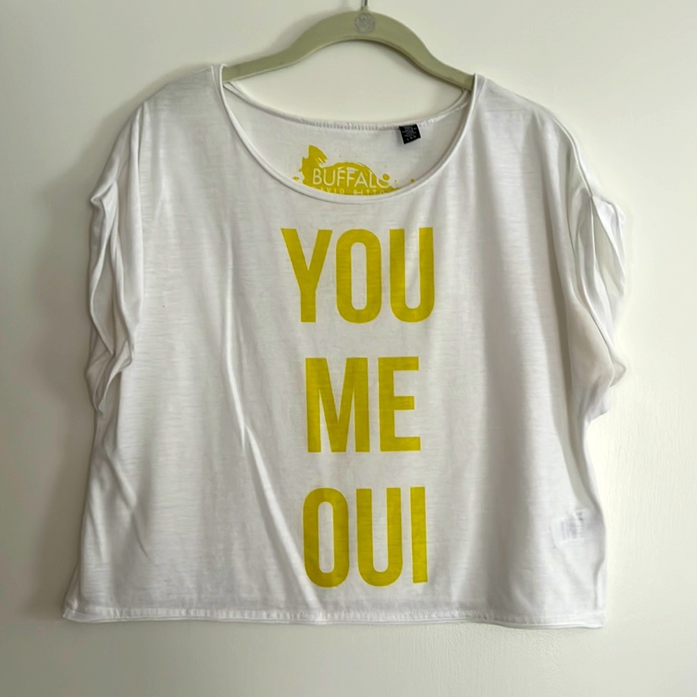 Buffalo David Bitton Lg off the shoulder top with cute saying “You, Me, Qui”